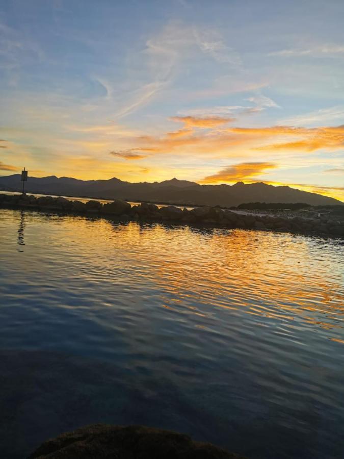 The Sunset Hotel San Teodoro  Buitenkant foto